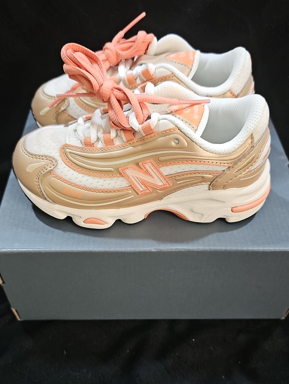 *Brand New* New Balance 1000s